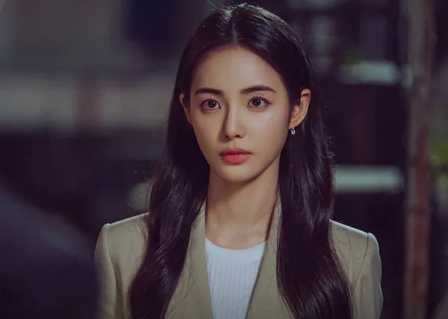 Drama THE IMPOSSIBLE HEIR