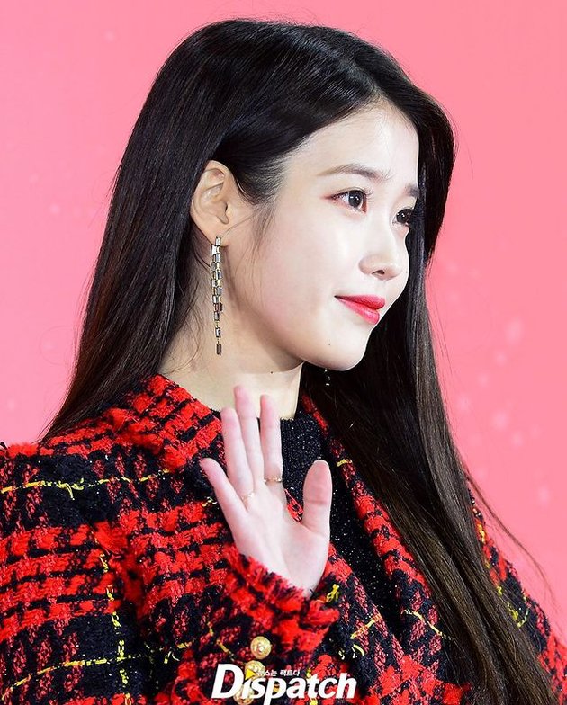 9 Photos of IU's Glowing Baby Face, Now 29 Years Old But Still Super Cute!