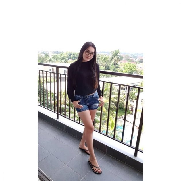 9 Photos of Nella Kharisma Wearing Shorts, Cute and Even More Beautiful with Her Casual Style