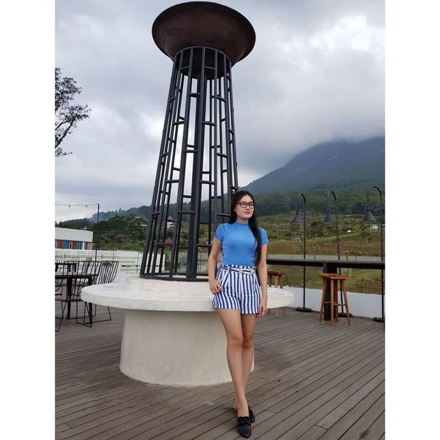 9 Photos of Nella Kharisma Wearing Shorts, Cute and Even More Beautiful with Her Casual Style