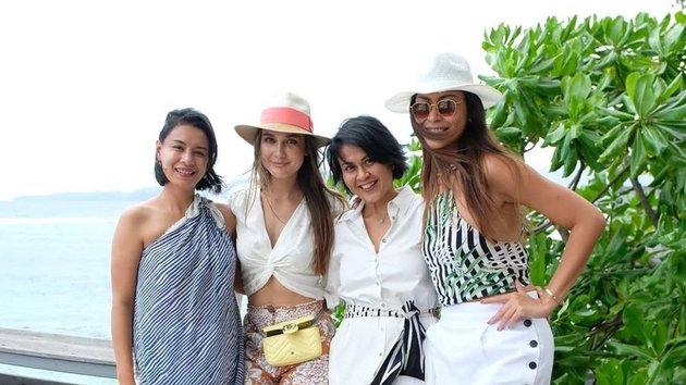 9 Photos of Luna Maya's Birthday Celebration in Bali, Festive with Friends and Family - BTS Cake Caught Attention