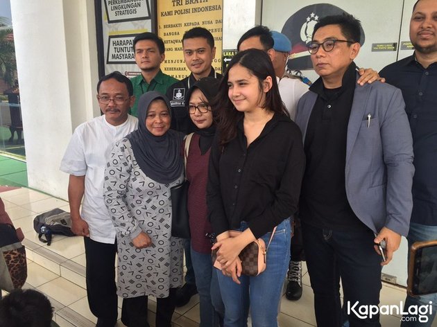 9 Photos of Syifa Hadju's Meeting with the Perpetrator's Parents, Marked by Emotional Moments