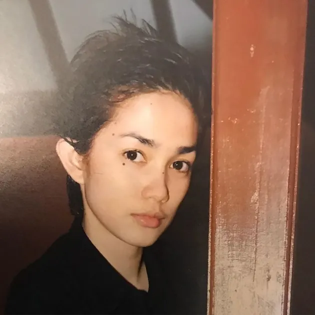 ussy tahi lalat, tahi lalat ussy