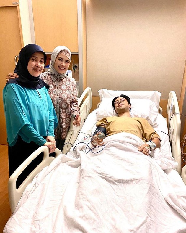 9 Photos of Vidi Aldiano After Kidney Cancer Removal Surgery, Already Able to Smile