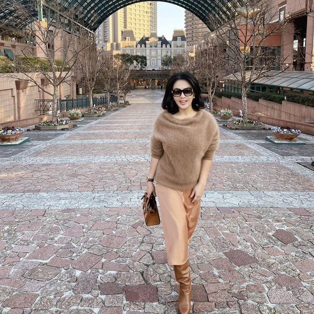 9 Syahrini's OOTD Styles During 3 Months Vacation in Japan, Always Luxurious and Glamorous