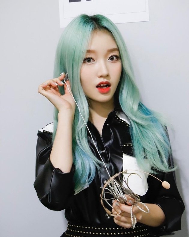 9 K-Pop Idols Who Look More Beautiful with Mint Colored Hair, Dahyun TWICE - Lisa BLACKPINK Fresh Like Contemporary Ice Cream