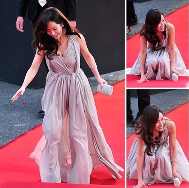 9 Embarrassing Incidents on the Red Carpet, Some Fell Stumbling Until the Dress Strap Slipped