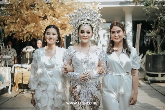Pernikahan Ichal Muhammad dan Dafina Jamasir