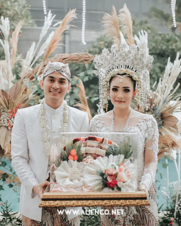 Pernikahan Ichal Muhammad dan Dafina Jamasir