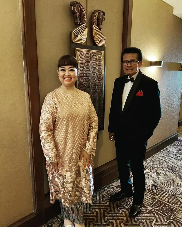 Koes Hendratmo dan istri
