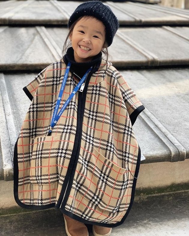 9 OOTD Thalia Putri Onsu Wearing Branded Clothes and Accessories, Little Fashionista Carrying Bags from Chanel to Dolce & Gabbana!