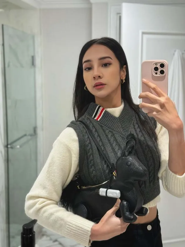 Potret cantik Anya Geraldine 