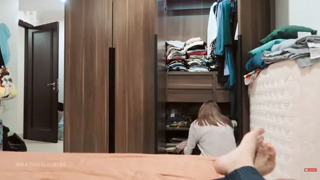 malam pertama Aurel di rumah Atta