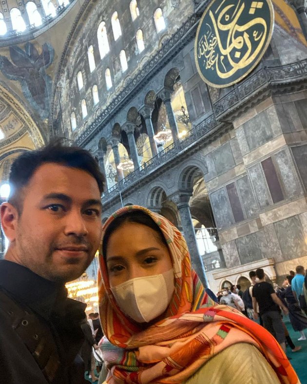 9 Portraits of Nagita Slavina's Maternity Style Accompanying Raffi Ahmad to Turkey, Praised for Still Looking Beautiful Without Makeup - Luxurious Fashion in the Spotlight