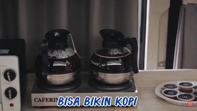 Irish Bella dan Ammar Zoni Sewa Bus Mewah