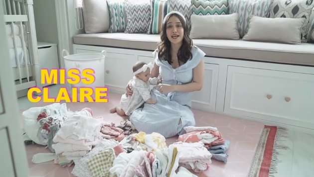 9 Pictures of the Contents of Shandy Aulia's Child's Wardrobe, Tips on Baby Clothes - Little Claire Makes a Mistake Focus