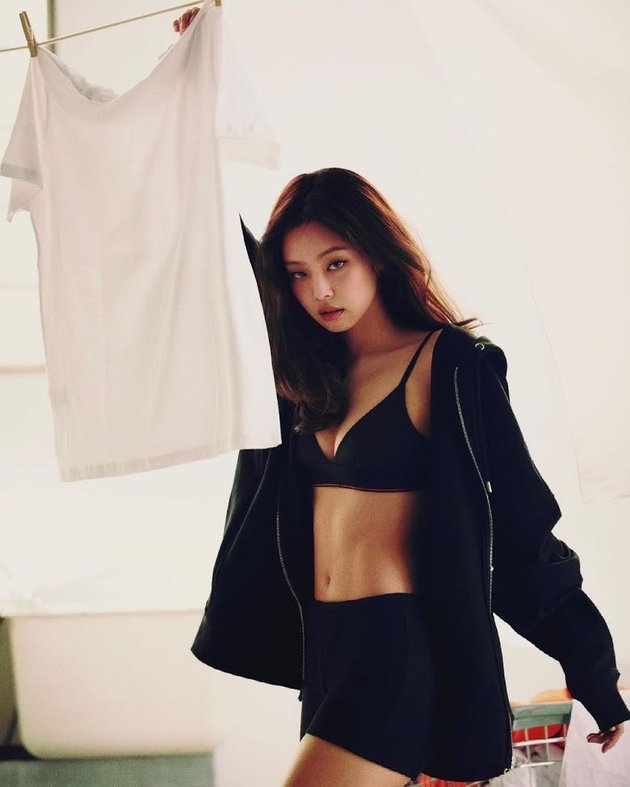 BLACKPINK's Jennie shows off her gorgeous figure as a 'Calvin