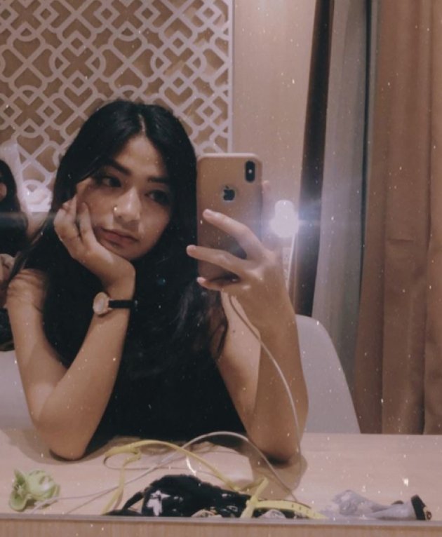9 Portraits of the Closeness between Vanessa Angel and Mayang Sary, Suspected Assistant and Mistress of Bibi Ardiansyah