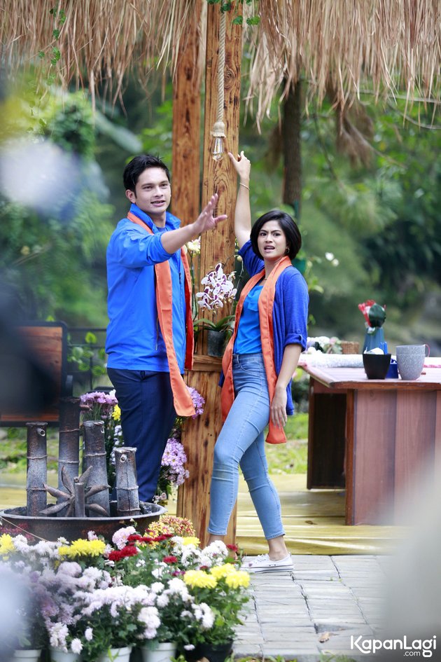 9 Portraits of the Players of the Soap Opera 'BUKU HARIAN SEORANG ISTRI' During Shooting, Some Pray - Enjoy Casual Conversation Together