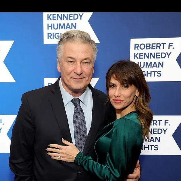 pasangan hollywood beda usia