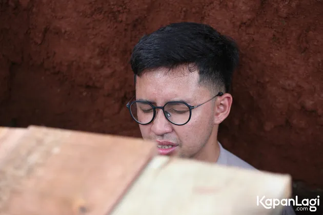 Pemakaman Dina Mariana