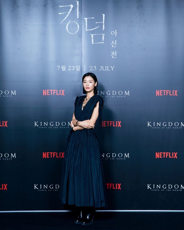 9 Portraits of the Cast of 'ASHIN OF THE NORTH' at the Press Conference, Jun Ji Hyun Steals Attention with Low-Cut Dress and Open Waist