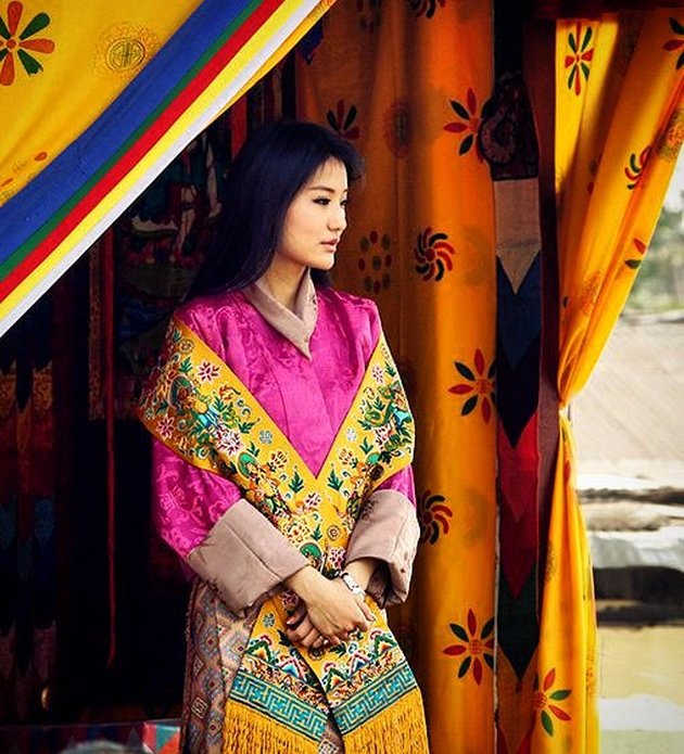 9 Portraits of the Beautiful Queen Jetsun Pema, an Extraordinary Woman who Captivates the Heart of the Bhutan King & Doesn't Want Polygamy