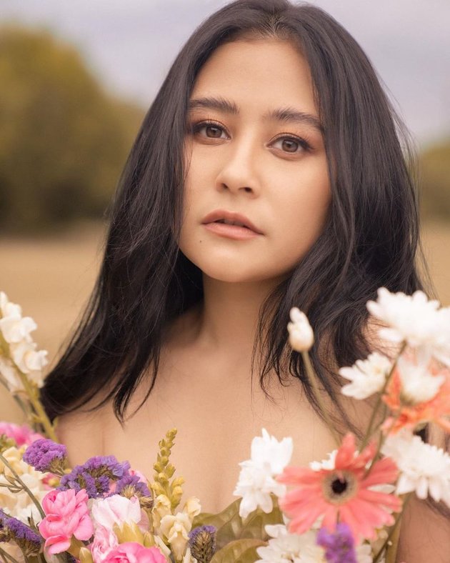 9 Portraits of Prilly Latuconsina Willing to Gain Weight for Roles, Now Back to Slim and More Charming