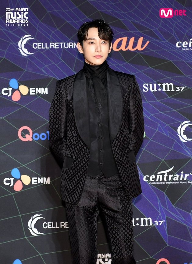 9 Portraits of Korean Actors & Actresses on the Red Carpet at MAMA 2019, Stylish & Elegant