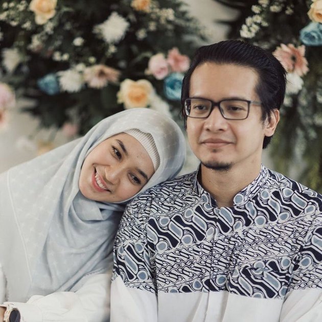 9 Romantic Portraits of Dimas Seto and Dhini Aminarti, Always Affectionate in 11 Years of Marriage - Netizens Pray for a Child Soon