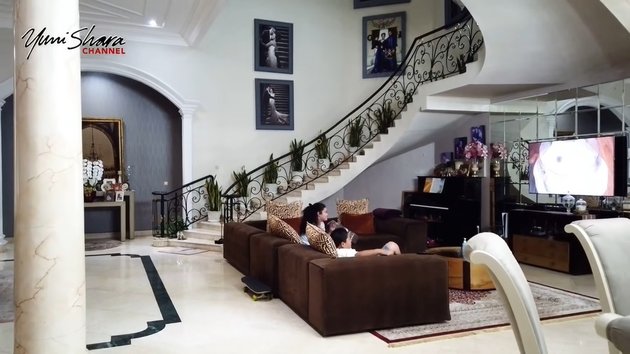9 Photos of Krisdayanti's House in Jakarta, Very Luxurious and Dominated by White Color