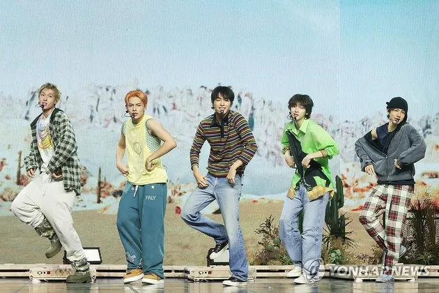 Potret Showcase Boy Group CORTIS