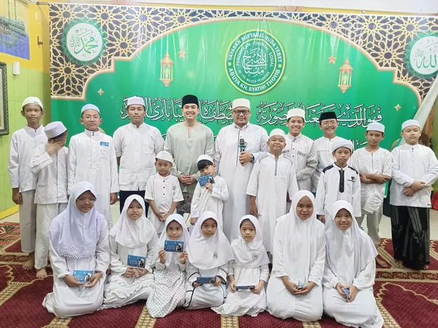Syazwan Suhaimi Berbuka Bareng Anak Yatim