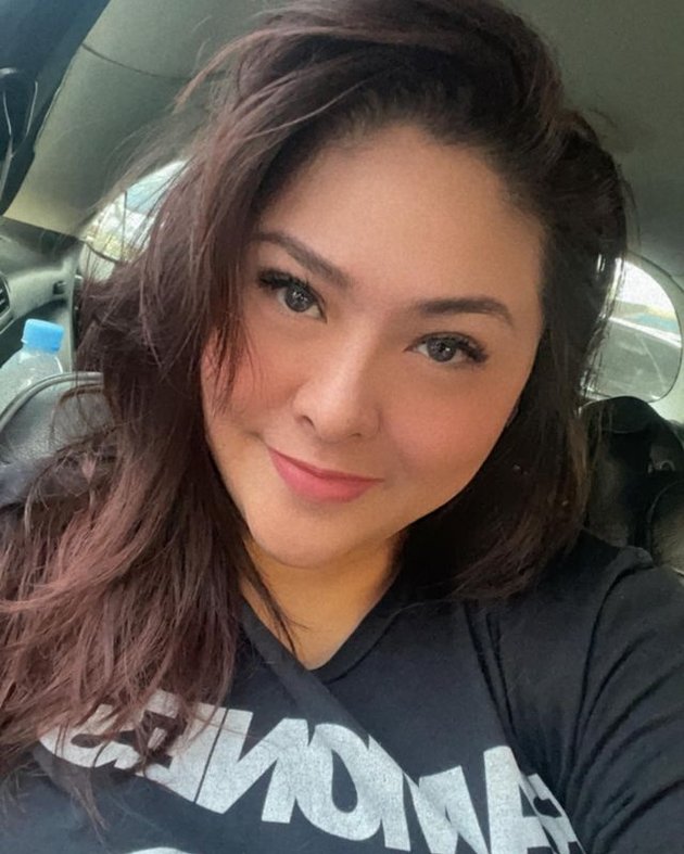 9 Potraits of Audi Item's Transformation, Iko Uwais' Wife, Still Beautiful and Ageless at 38