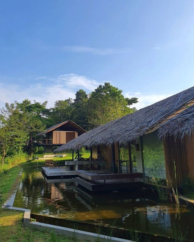 9 Photos of Nicholas Saputra's Anti-Mainstream Villa, Located on the Edge of the Sumatran Forest - Can See Elephants Directly!