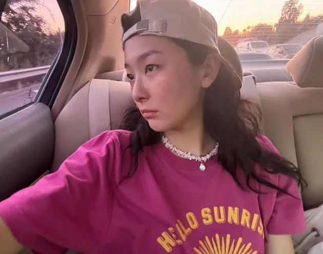 Bare Face Idol K-Pop