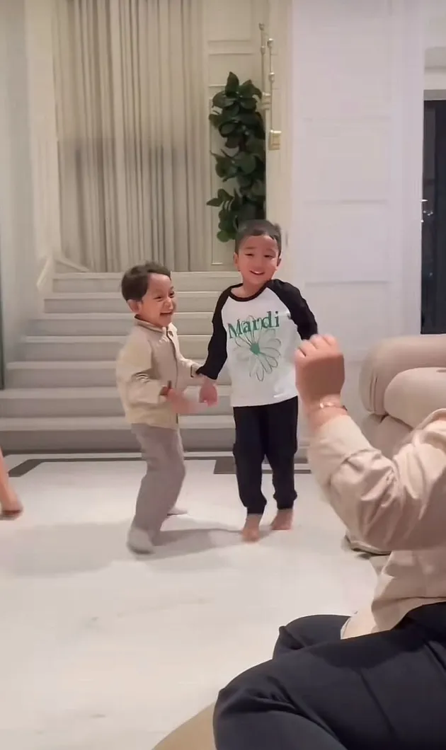 <nil>