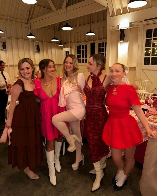 Hold a Galentine's Day Party, Sydney Sweeney Looks Sweet in All Pink!