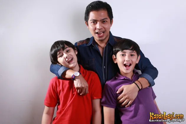 Cole &amp; Clay dan Ade Govinda