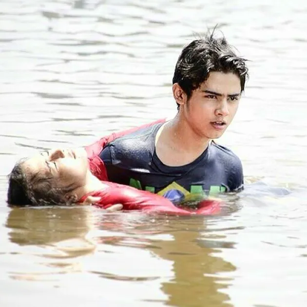 Ganteng-Ganteng Serigala