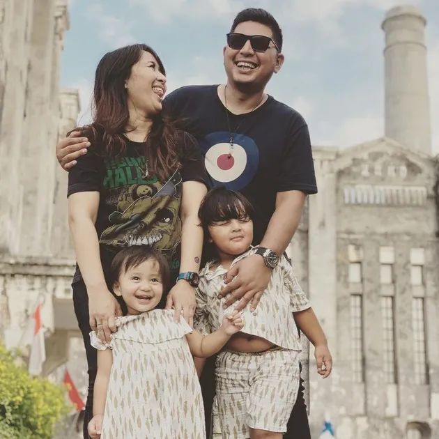 Chua Kotak Suami Keluarga Anak