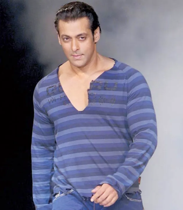 ADU TINGGI BADAN KLAN KHAN DI BOLLYWOOD, SIAPA PALING ...