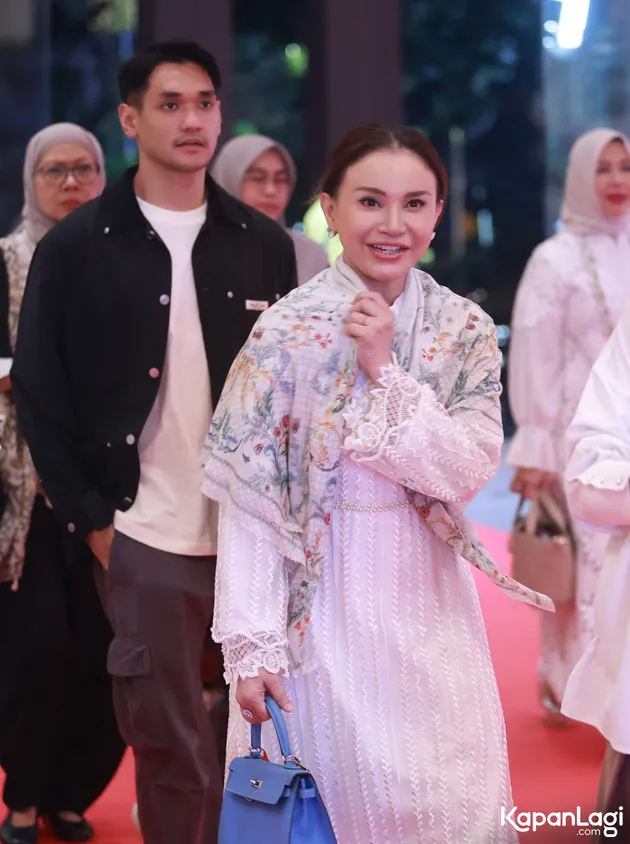 Afgan di Tahlilan Tujuh Hari Titiek Puspa