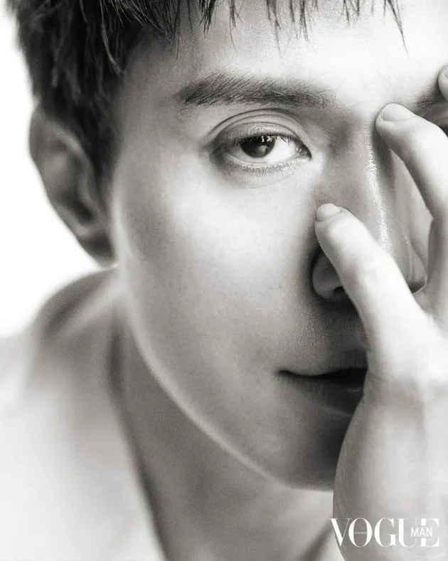 Photoshoot Vogue Man Lee Dong Wook