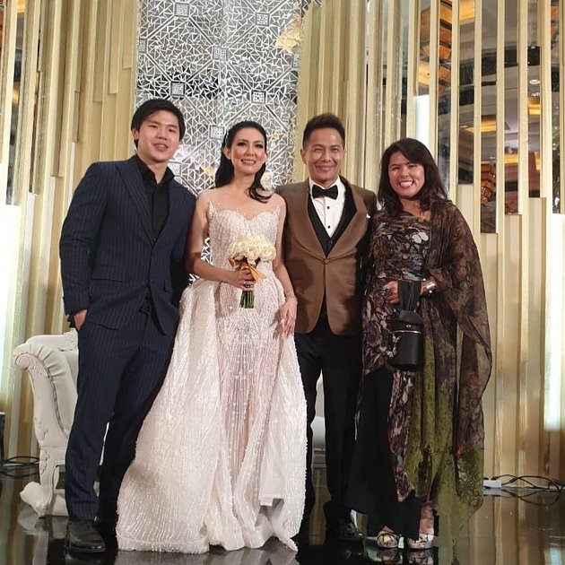Ahok Gets Married Again and Has a Child, Take a Look at 10 Harmonious Photos of Sean Nicholas and Veronica Tan