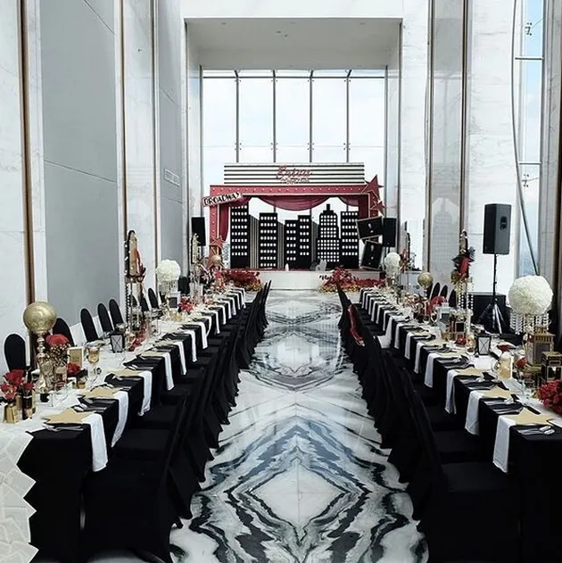 Laudya Cynthia Bella &amp; Engku Emran