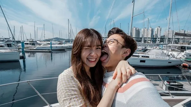 Jang Han Sol dan Jeannette