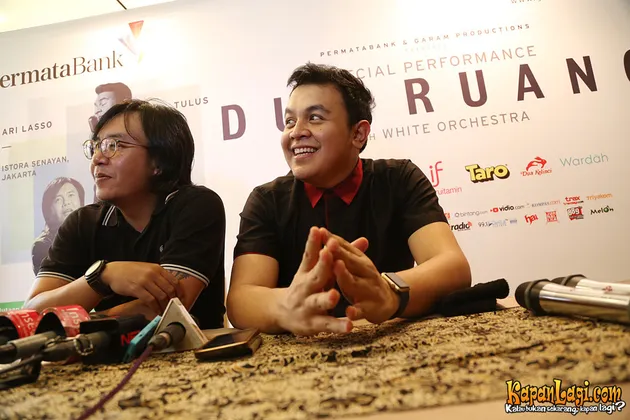 Akrab! Inilah Potret Bertemunya Ari Lasso Dengan Tulus 