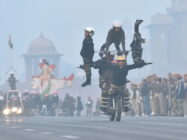 polisi akrobat, polisi india