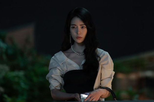 First Acting as an Antagonistic Character in 'THE GLORY' Flooded with Praise, 8 Beautiful Photos of Lim Ji Yeon as 'An Angel-Faced Devil'